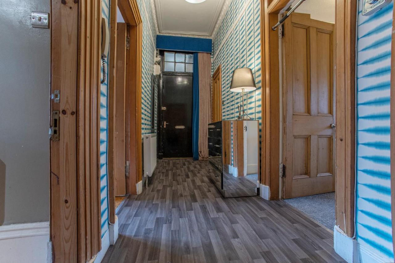 2 Bed In Great Location 15-20 Minutes Walk To Sec Apartment Глазгоу Екстериор снимка